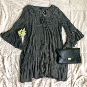 Gray textured cold-shoulder dress!